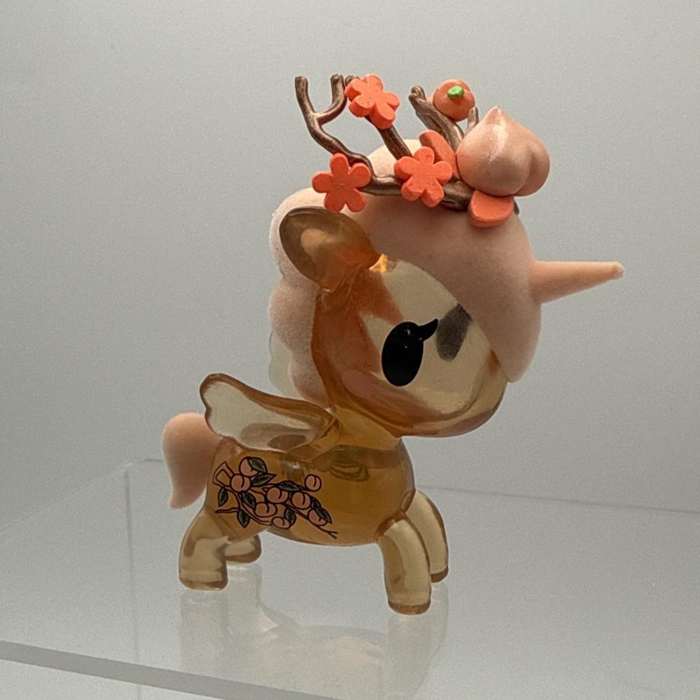 Tokidoki Unicorno Sweet Fruits PRINCESS MOMO Blind Box Vinyl Loose Figure